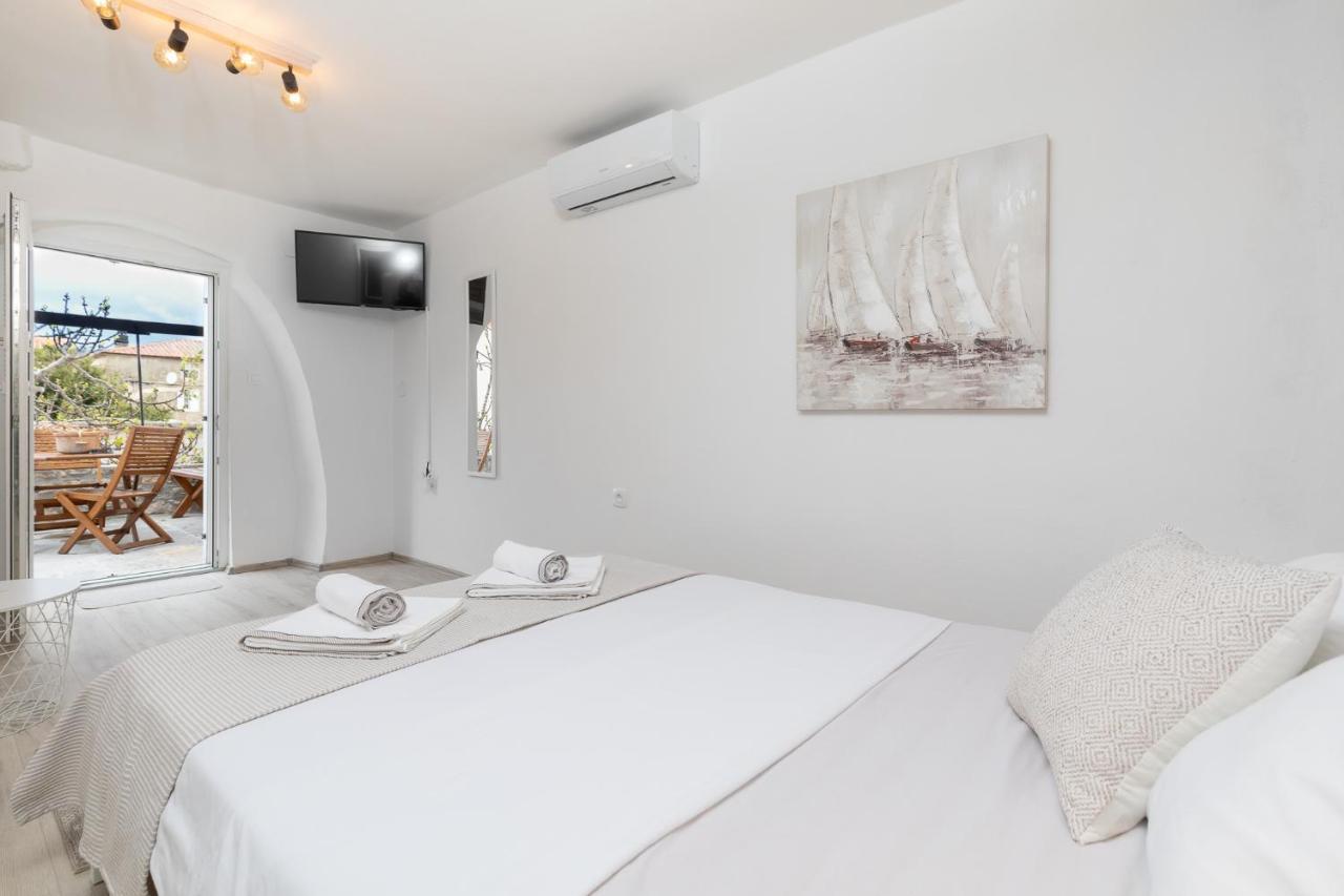 Guest House Otto Punat Exterior foto