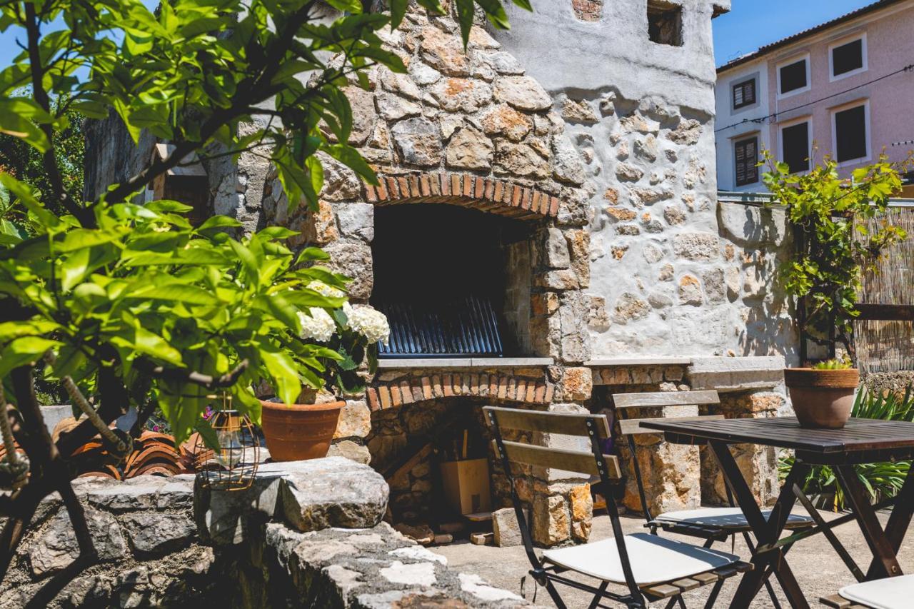 Guest House Otto Punat Exterior foto